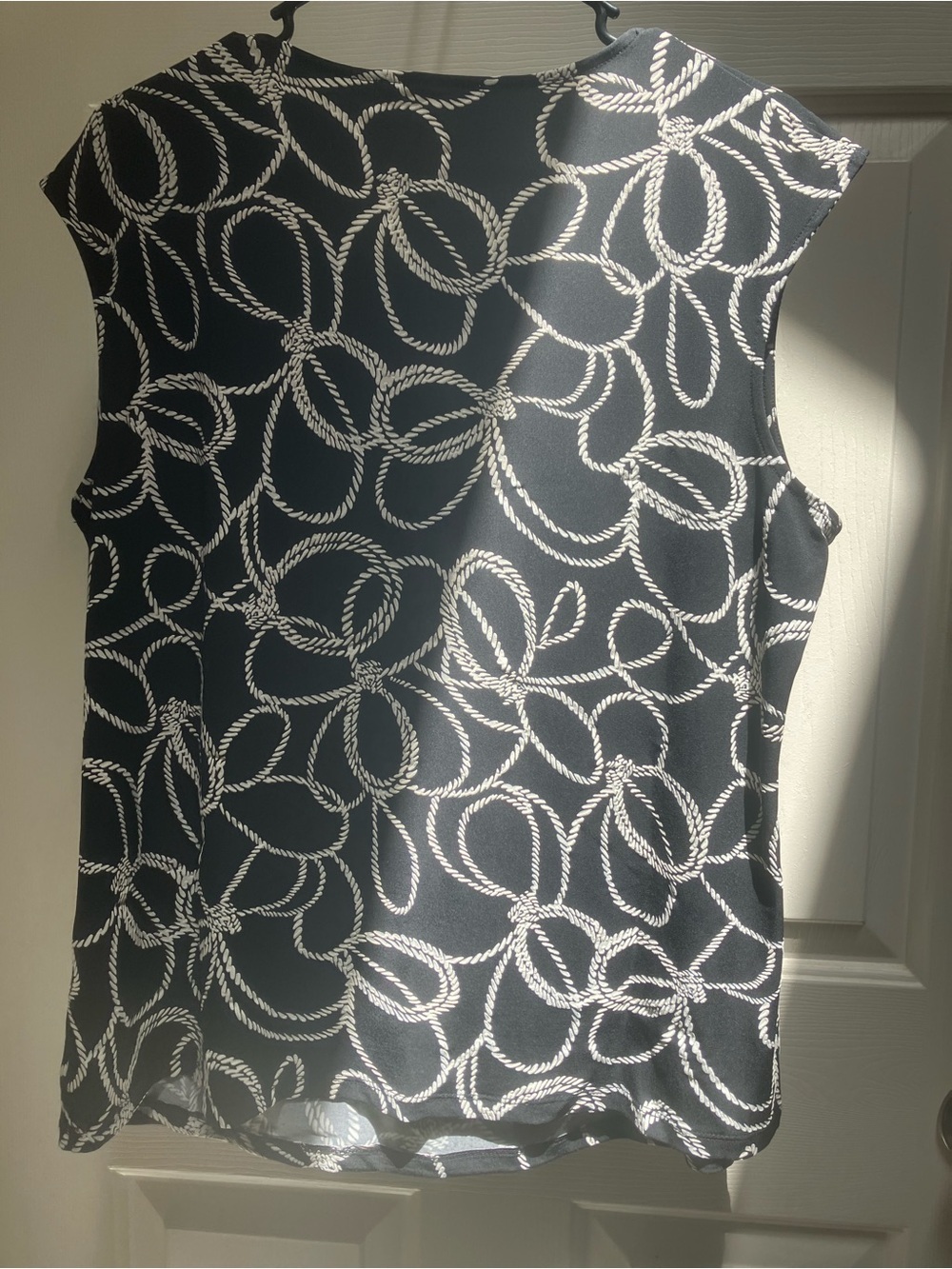 Kasper Black Rope-Print Sleeveless Camisole - Picture 2 of 3